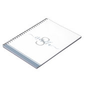 Eenvoudig modern Script Monogram Elegant Dusty Blu Notitieboek (Linkerzijde)
