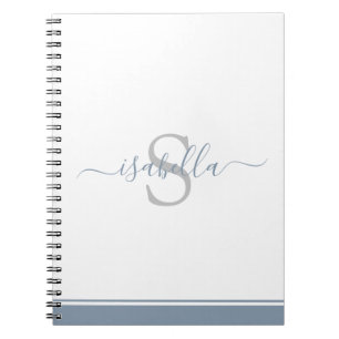 Eenvoudig modern Script Monogram Elegant Dusty Blu Notitieboek