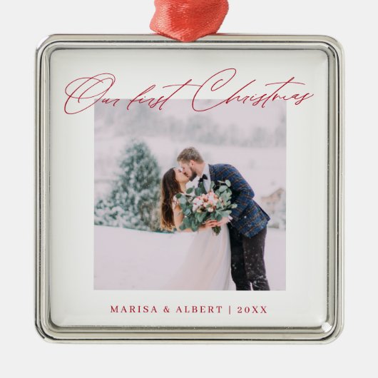 Eenvoudig modern script onze eerste kerstbruiloft metalen ornament (Voorkant)