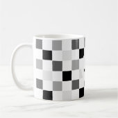 Eenvoudig modern zwart-wit geruit monogram koffiemok (Links)