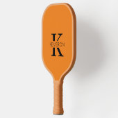 Eenvoudig Monogram Naam Zwart en sinaasappel Pickleball Paddle (Links)