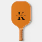 Eenvoudig Monogram Naam Zwart en sinaasappel Pickleball Paddle (Achterkant)