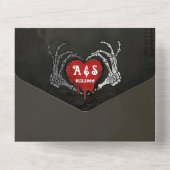 Eenvoudig Monogram Skelet Halloween QR Code Bruilo All In One Uitnodiging (Achterkant)