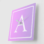 Eenvoudig Monogram | Subtiele roze/Paarse ombre Vierkante Klok (Hoek)