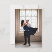 Eenvoudig Monogram Zwart-wit Foto De datum opslaan Save The Date (Achterkant)