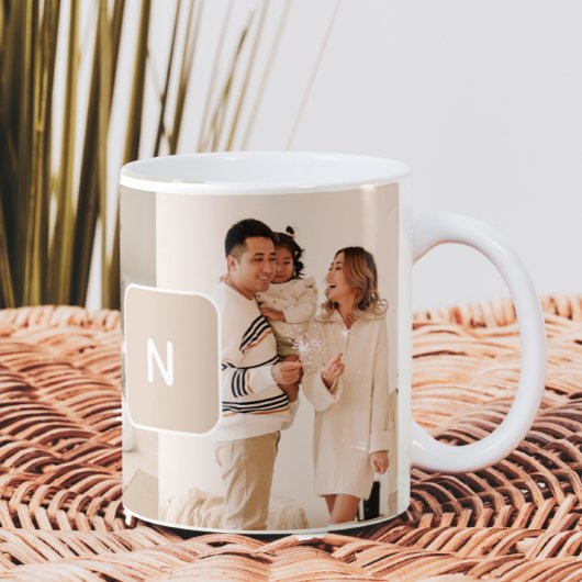 Eenvoudig neutraal monogram twee foto koffiemok