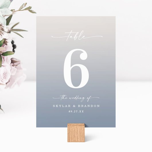 Eenvoudig Ombre Gardenia White & Dusty Blue Weddin Kaart