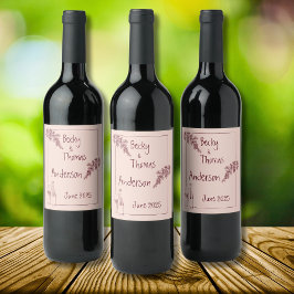 Eenvoudig ontwerp met drie namen wijn etiket