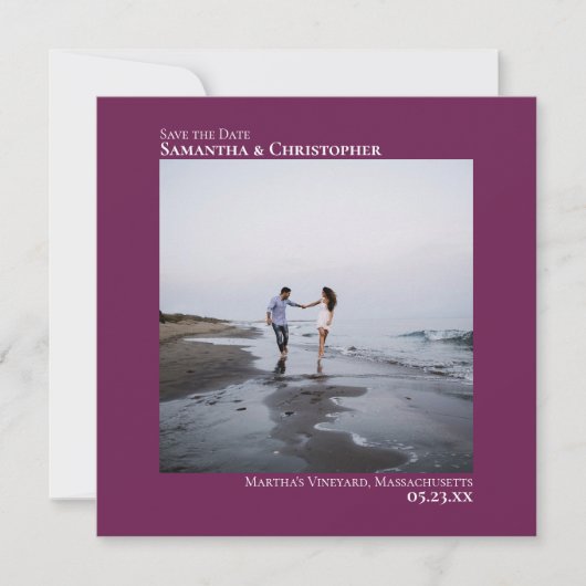 Eenvoudig Paars huwelijk met een klein kunstzinnig Save The Date (Voorkant)