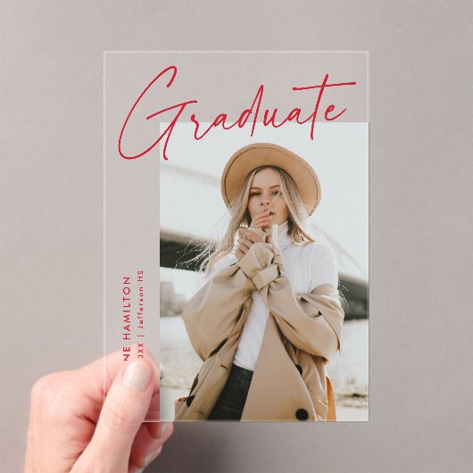 Eenvoudig Red Script Acryl Afstuderen Aankondiging (Insitu (Draagbaar))