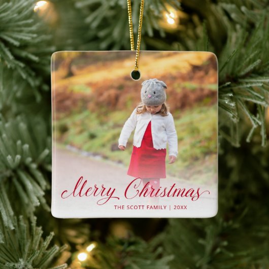 Eenvoudig rood ellegant script foto voor pretkerst keramisch ornament (Boom)