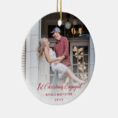 Eenvoudig rood script Modern First Christmas Engag Keramisch Ornament (Rechts)