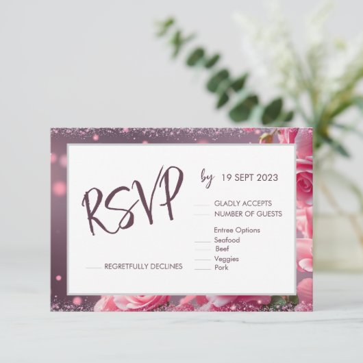 Eenvoudig Roze Handgeschreven Script Bruiloft RSVP Kaartje (Staand voorkant)