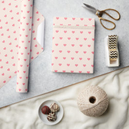 Eenvoudig roze hart op crème cadeaupapier
