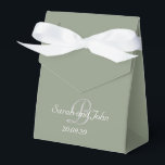 Eenvoudig Sage Green Monogram Script gepersonalise Bedankdoosjes<br><div class="desc">Eenvoudig Sage Green Monogram Script Gepersonaliseerde voorkeurskisten</div>