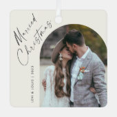 Eenvoudig Script Boho Arch Foto Getrouwd Kerstmis Metalen Ornament (Voorkant)