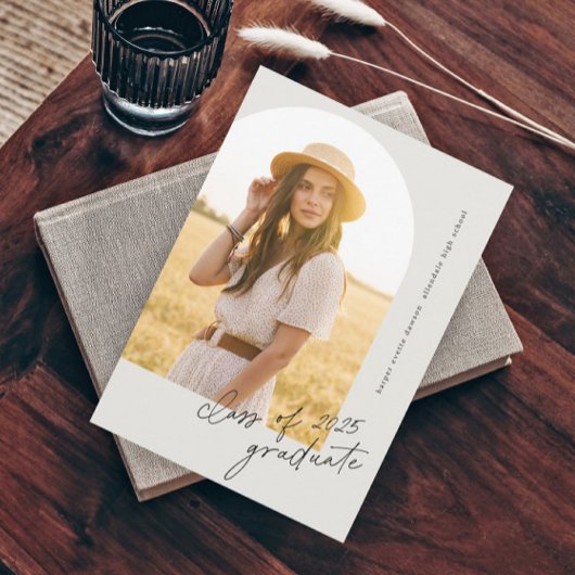 Eenvoudig Script Boho Arch Photo Afstuderen Kaart