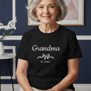 Eenvoudig Script Boog Oma Gesticht Jaar T-shirt