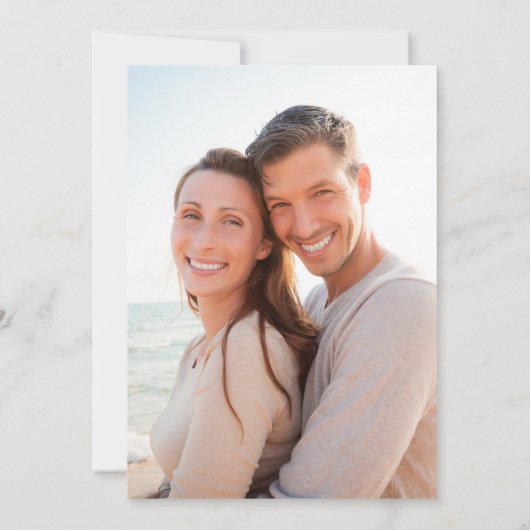 Eenvoudig script foto Weddenschap Save The Date (Achterkant)