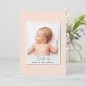 Eenvoudig script fotogeboorteaankondiging feestdagenkaart (Staand voorkant)