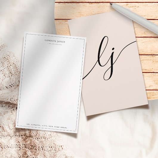 Eenvoudig script gepersonaliseerd briefpapier Roze