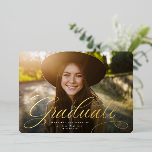 Eenvoudig script goud afstuderen horizontaal afstu folie uitnodiging (Staand Voorkant)