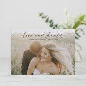 Eenvoudig script Huwelijk Foto Liefde en Dank Bedankkaart (Staand voorkant)