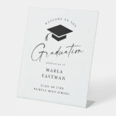 Eenvoudig Script Zwart & Wit Afstuderen Welkom Reclamebord Met Voetstuk (Voorkant)