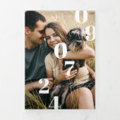 Eenvoudig Stijlvol Vet Sla de datum Meerdere foto  Drieluik Aankondiging (Cover)