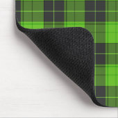 Eenvoudig tartan-patroon in donkergroen muismat (Hoek)