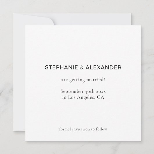 Eenvoudig tekst zwart-wit bruiloft vierkant save the date (Achterkant)