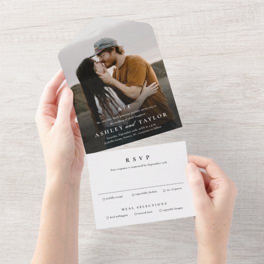 Eenvoudig typografie script monogram foto trouwfee all in one uitnodiging (Afscheurbaar)
