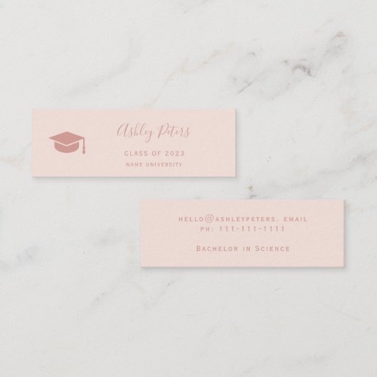 Eenvoudig typografisch pastelzwart roze afstuderen mini visitekaartje (Voorkant / Achterkant)