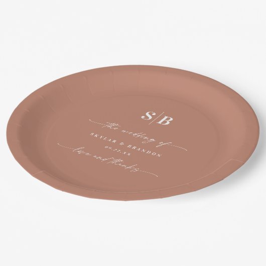 Eenvoudig vast kleurendracotta monogrammed Wedding Papieren Bordje (Gekanteld)