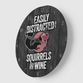 Eenvoudig verstoord door eekhoorns en wijn grote klok (Hoek)