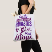 Eenvoudig verstoord door gymnastiek en honden tote bag (Dichtbij)