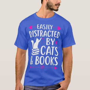 Eenvoudig verstoord door kratten en boekenKutkat-b T-shirt