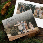 Eenvoudig vrolijk kerstscript 3 foto feestdagenkaart<br><div class="desc">Eenvoudige Merry Christmas Script 3 Photo Holiday Kaart. Klik op het bewerken/personaliseren om dit ontwerp aan te passen met uw foto's en tekst.</div>