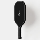 Eenvoudig wit monogram of naam op zwart pickleball paddle (Links)