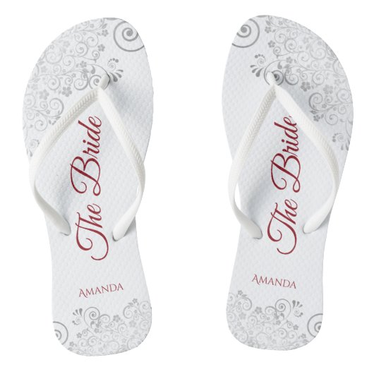 Eenvoudig zilveren teken en rood script de bride W Teenslippers (Voetbed)