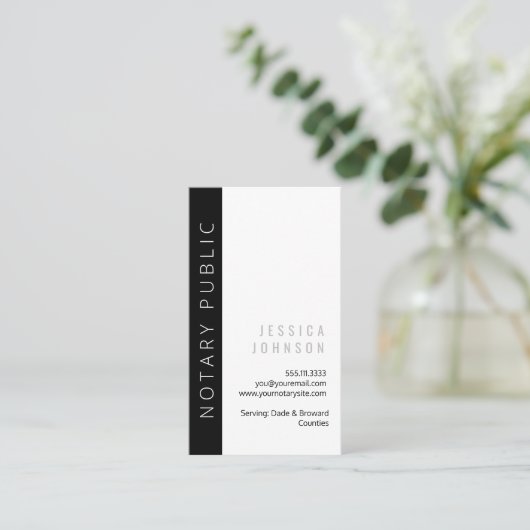 Eenvoudig, zwart en wit, minimaal publiek visitekaartje (Staand voorkant)