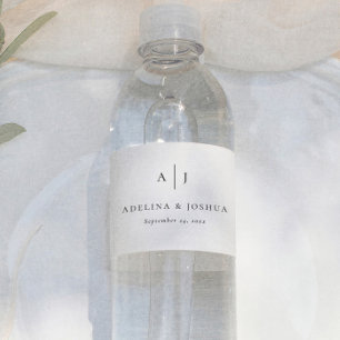 Eenvoudig zwart en wit monogram trouwfeest waterfles etiket