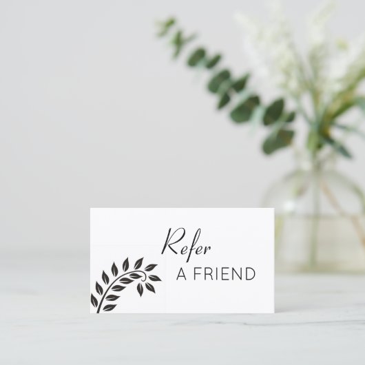 Eenvoudig zwart leder Verwijs een vriend Aanbevelingskaartje (Staand voorkant)
