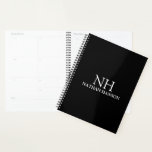 Eenvoudig zwart monogram Modern Planner<br><div class="desc">Moderne businessplanner met een eenvoudig en minimaal zwart ontwerp met uw monogram in een vet lettertype,  samen met jouw naam aan de voorkant. De achterkant heeft je contactgegevens.</div>