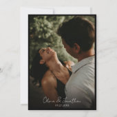 Eenvoudig zwart Stropdas wit script foto bruiloft Kaart (Achterkant)