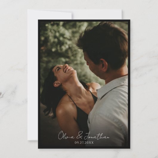 Eenvoudig zwart Stropdas wit script foto bruiloft Kaart (Achterkant)