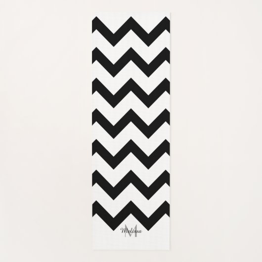 Eenvoudig zwart-wit Chevron-patroon Monogram Yogamat (Voorkant)