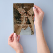 Eenvoudig zwart-wit foto budget bruiloftsmenu flyer (Hand)