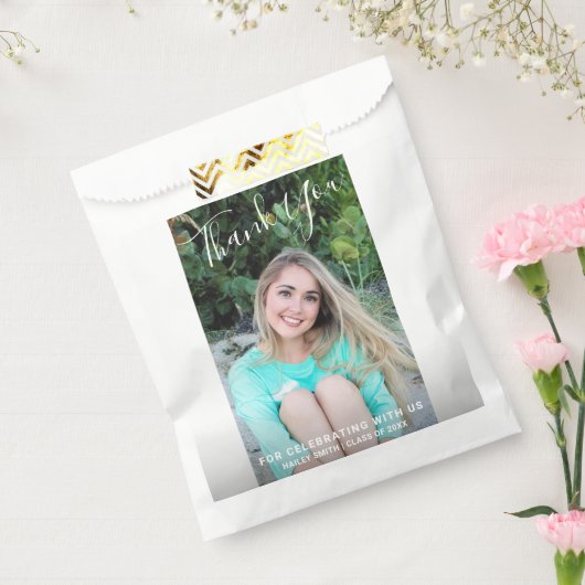 Eenvoudig zwart-wit fotomodern Afstuderen Bedankzakje (Gezegeld)