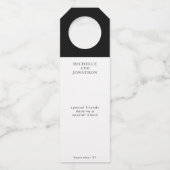 Eenvoudig zwart-wit modern calligrafie-huwelijk flessenhanger (Voorkant)